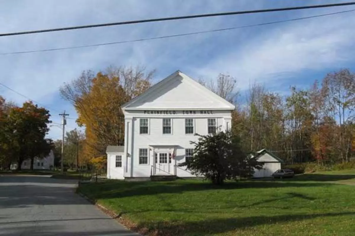 plainfield town hall building